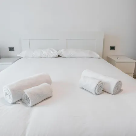 Ihost - De Andreis 11 Apartment
