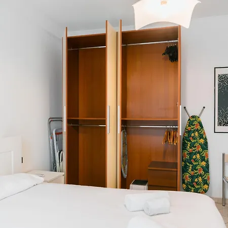 Ihost - De Andreis 11 Apartment *